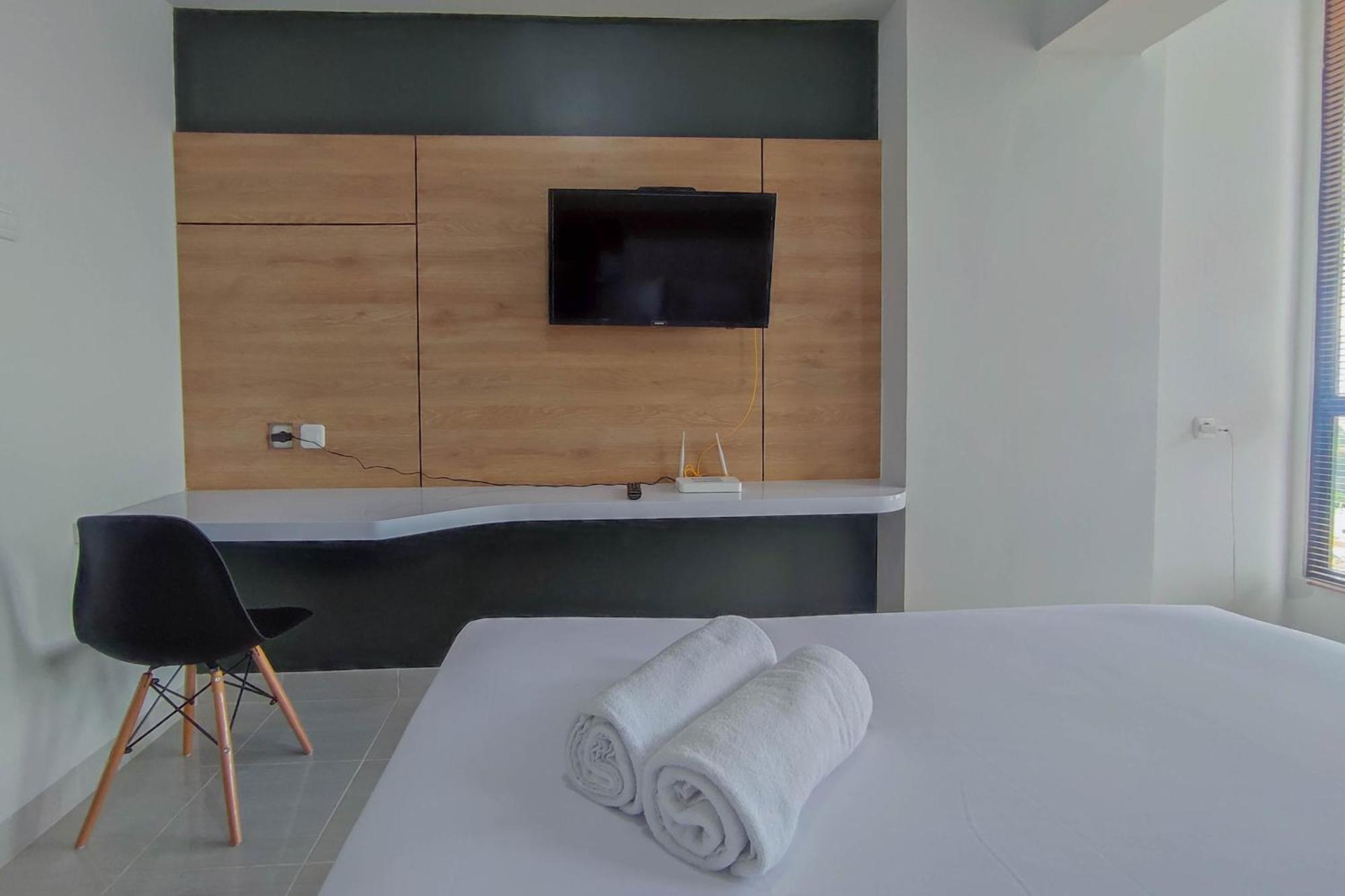 Best Deal And Comfortable 1Br The Alton Apartment By Travelio Semarang Exterior foto